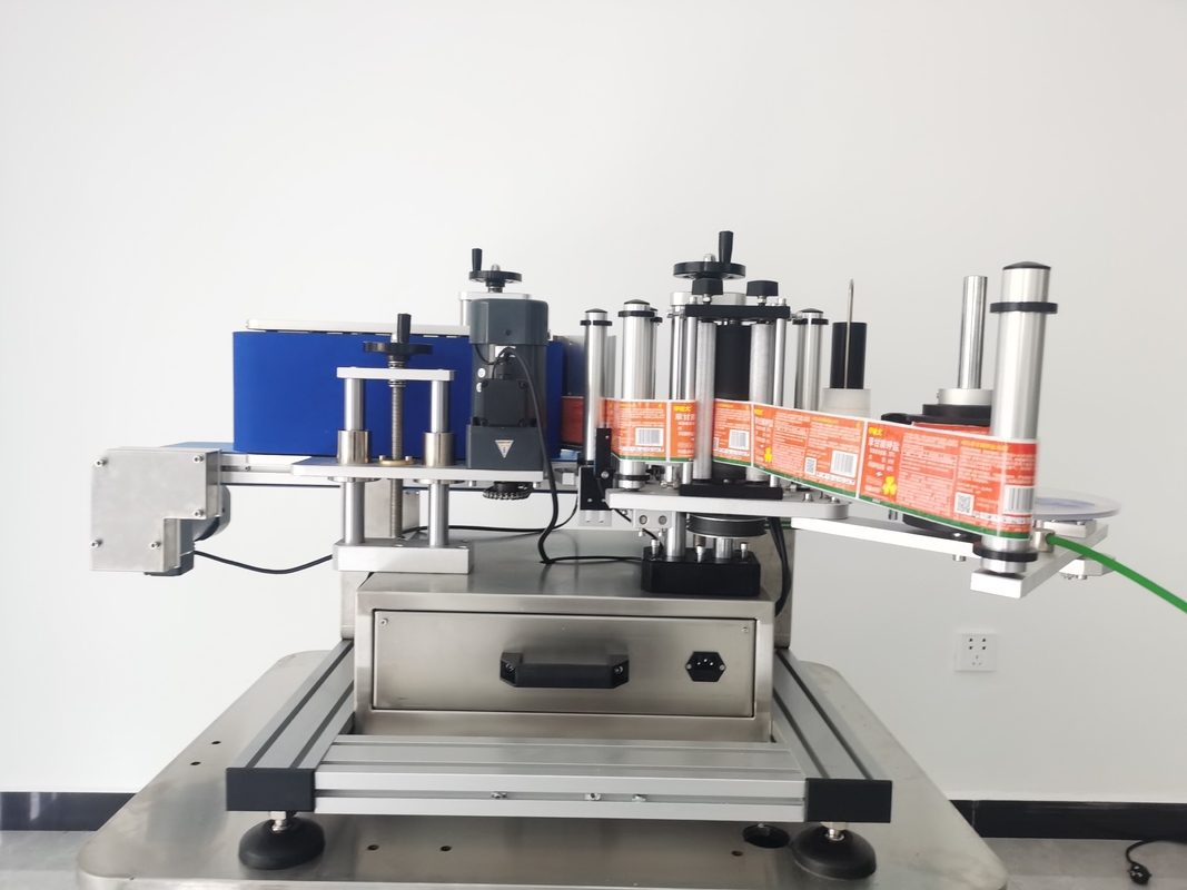 High-Speed Desktop Label Applicator Machine Self-Adhesive Sticker Dispensing for Round Bottle Water Wine Cosmetics Packaging